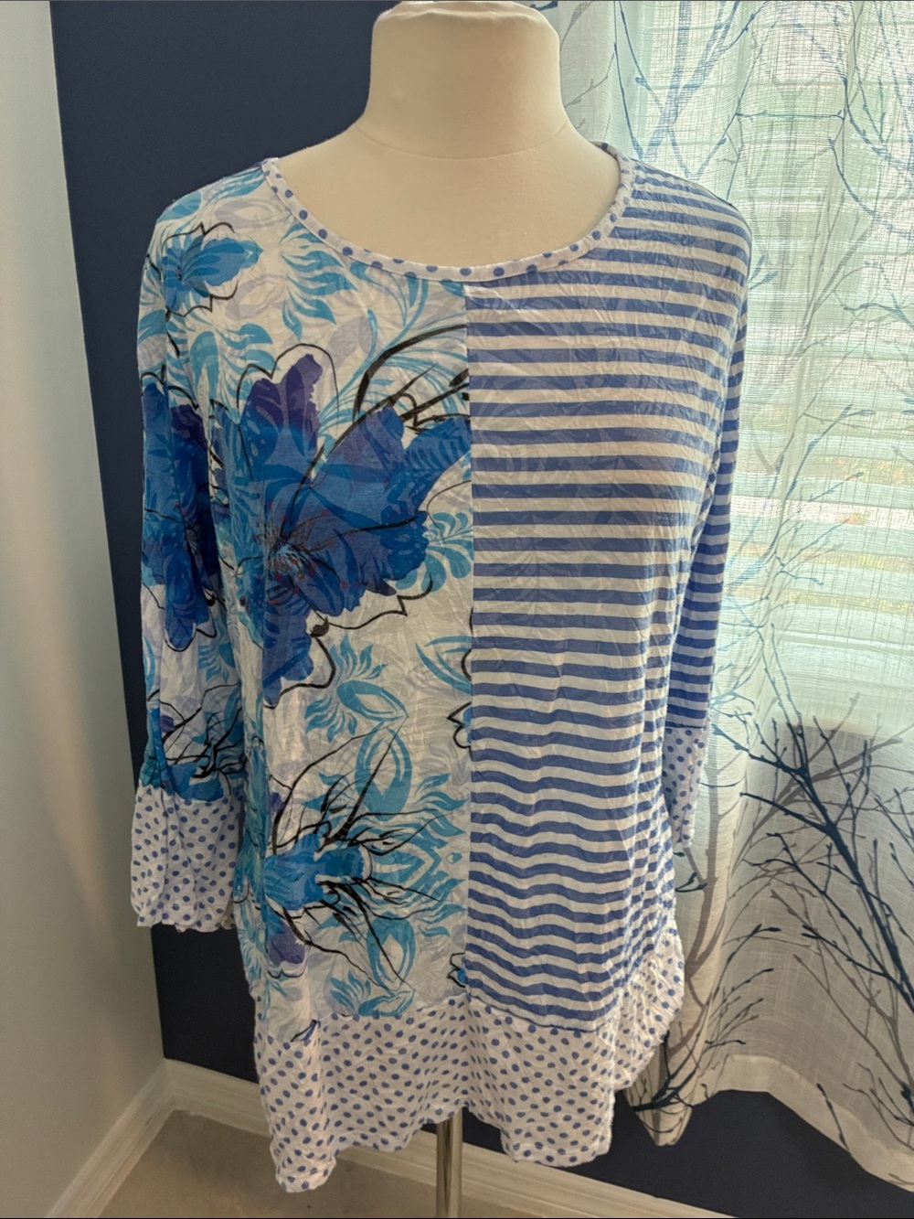 Shana Blue Floral & Stripe Women's Scoop Neck Top